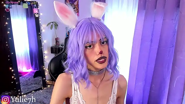  Jessy Moon  online show from 04/04/26, 09:45