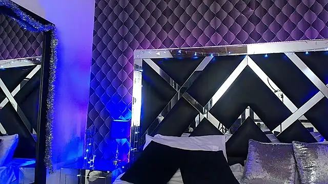 victoriaa lee  online show from 07/16/26, 08:04
