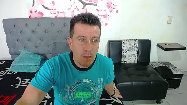 Snapshot of amaya_627 chatting on 01/05/25, 03:02 amaya 627 online show from 01/05/25, 03:02