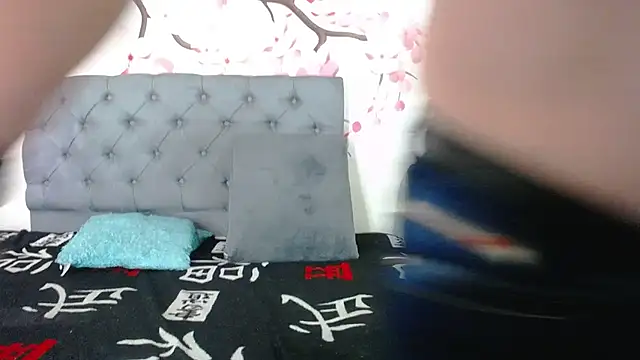 Snapshot of amaya_627 chatting on 01/10/25, 06:49 amaya 627 online show from 01/10/25, 06:49