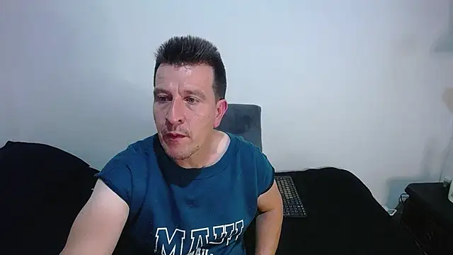 Snapshot of amaya_627 chatting on 02/04/25, 12:40 amaya 627 online show from 02/04/25, 12:40