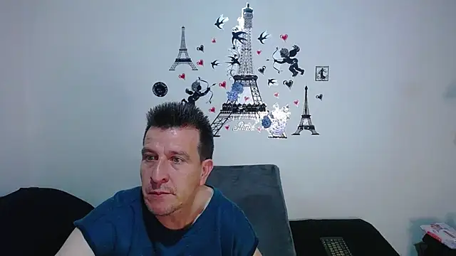 Snapshot of amaya_627 chatting on 02/06/25, 12:43 amaya 627 online show from 02/06/25, 12:43