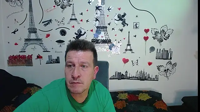 Snapshot of amaya_627 chatting on 11/19/25, 03:06 amaya 627 online show from 11/19/25, 03:06