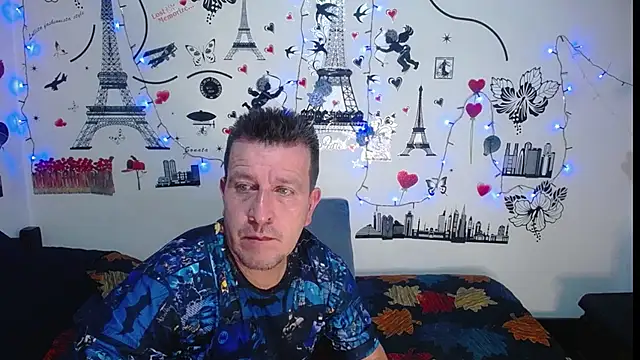 Snapshot of amaya_627 chatting on 12/03/25, 02:52 amaya 627 online show from 12/03/25, 02:52