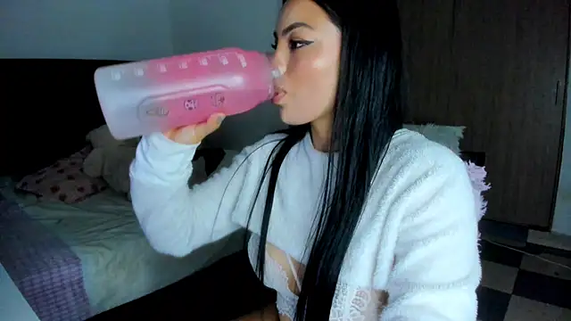 Snapshot of Daddysweeeetbody chatting on 12/24/24, 03:16 Daddysweeeetbody online show from 12/24/24, 03:16