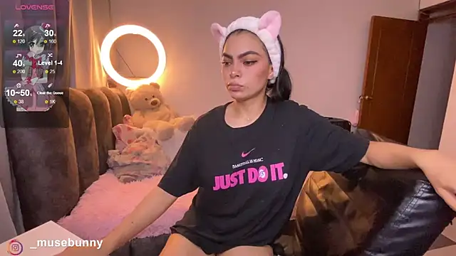 Snapshot of Daddysweeeetbody chatting on 10/13/25, 01:49 Daddysweeeetbody online show from 10/13/25, 01:49