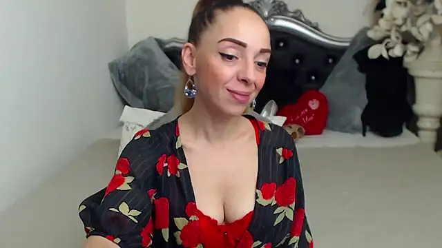 Snapshot of AylyneRichards chatting on 11/03/25, 06:03 AylyneRichards online show from 11/03/25, 06:03