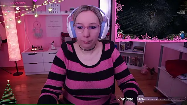 Snapshot of JustKerry chatting on 12/09/24, 08:11 JustKerry online show from 12/09/24, 08:11