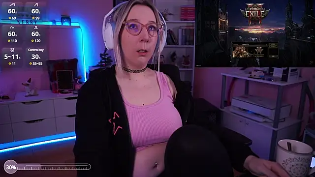 Snapshot of JustKerry chatting on 12/19/24, 08:23 JustKerry online show from 12/19/24, 08:23