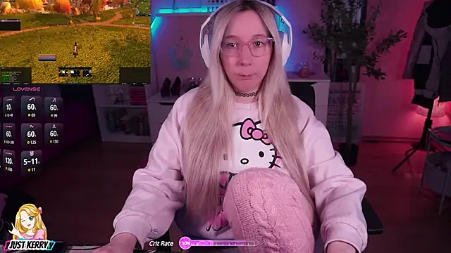 Snapshot of JustKerry chatting on 01/09/25, 01:02 JustKerry online show from 01/09/25, 01:02