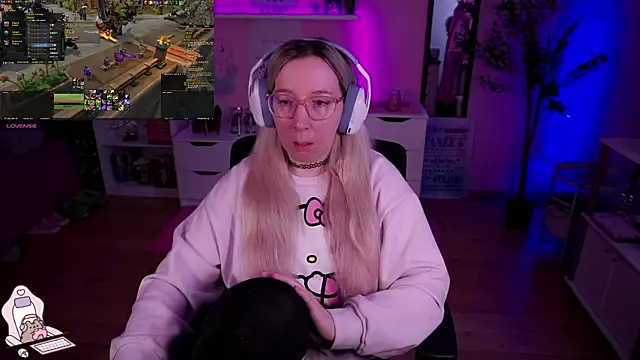 Snapshot of JustKerry chatting on 01/27/25, 09:13 JustKerry online show from 01/27/25, 09:13