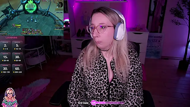 Snapshot of JustKerry chatting on 02/24/25, 12:37 JustKerry online show from 02/24/25, 12:37