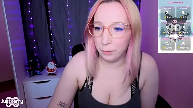 Snapshot of JustKerry chatting on 12/01/25, 09:58 JustKerry online show from 12/01/25, 09:58