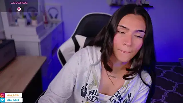 ImLui lu online show from 11/22/25, 11:26