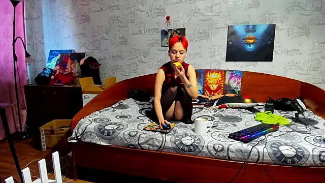 Snapshot of KagamiTayga chatting on 02/26/26, 04:44 KagamiTayga online show from 02/26/26, 04:44