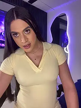 Snapshot of Naughtysofiaa chatting on 07/16/26, 12:38 Naughtysofiaa online show from 07/16/26, 12:38