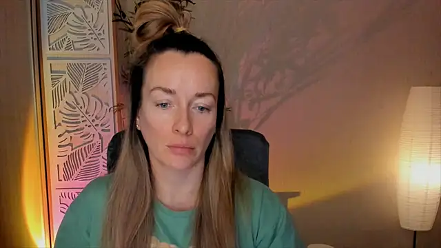 RebeccaMartinez online show from 02/14/26, 06:43