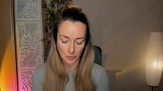 RebeccaMartinez online show from 02/25/26, 07:07