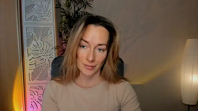 RebeccaMartinez online show from 03/02/26, 07:15