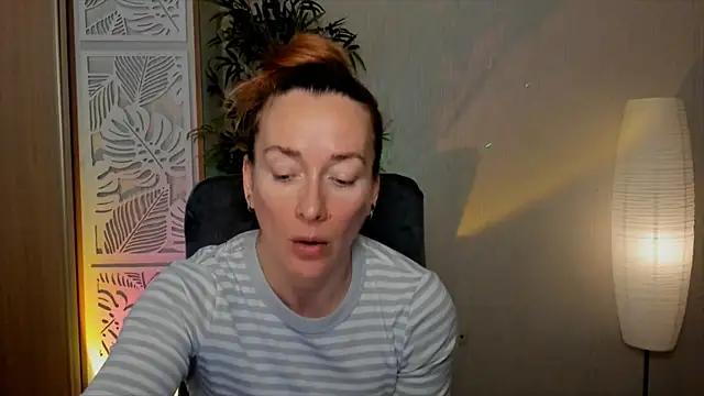 RebeccaMartinez online show from 04/12/26, 07:13