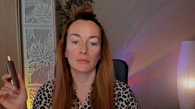 Snapshot of RebeccaMartinez chatting on 04/30/26, 10:21 RebeccaMartinez online show from 04/30/26, 10:21