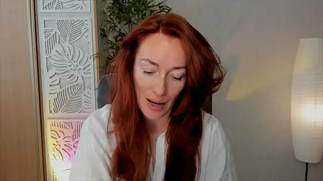 Snapshot of RebeccaMartinez chatting on 05/15/26, 07:04 RebeccaMartinez online show from 05/15/26, 07:04