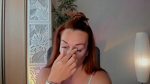 Snapshot of RebeccaMartinez chatting on 05/29/26, 07:17 RebeccaMartinez online show from 05/29/26, 07:17