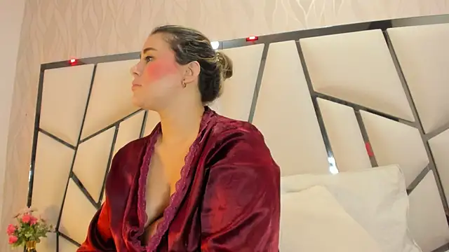 Snapshot of kimberly7_ chatting on 10/15/25, 11:43 kimberly7 online show from 10/15/25, 11:43