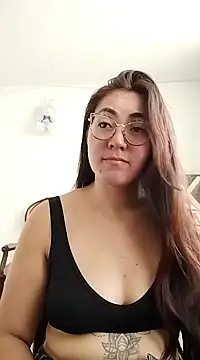 Snapshot of katha_steele_ chatting on 12/18/24, 02:38 katha steele online show from 12/18/24, 02:38