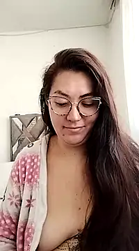 Snapshot of katha_steele_ chatting on 12/20/24, 12:38 katha steele online show from 12/20/24, 12:38