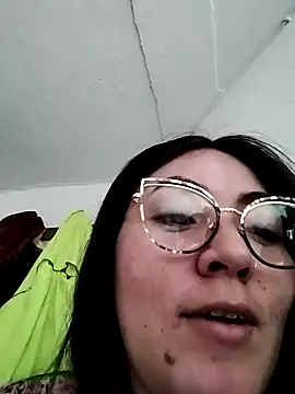 Snapshot of katha_steele_ chatting on 12/23/24, 12:52 katha steele online show from 12/23/24, 12:52