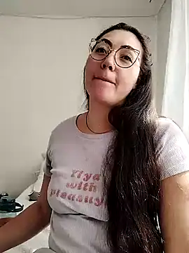 Snapshot of katha_steele_ chatting on 01/14/25, 06:49 katha steele online show from 01/14/25, 06:49