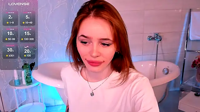 Snapshot of Phoenix_Margo chatting on 02/04/25, 08:35 Phoenix Margo online show from 02/04/25, 08:35