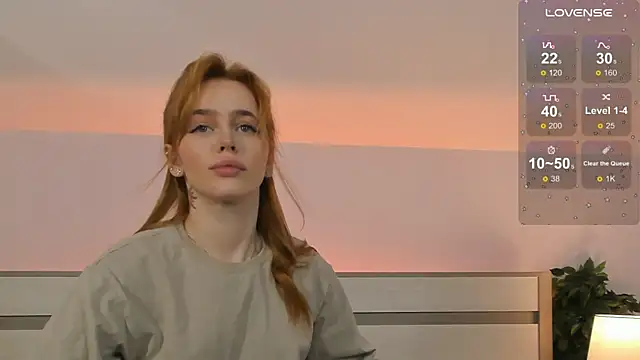 Snapshot of Phoenix_Margo chatting on 09/11/25, 04:34 Phoenix Margo online show from 09/11/25, 04:34