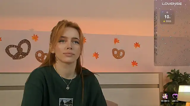 Snapshot of Phoenix_Margo chatting on 09/23/25, 03:31 Phoenix Margo online show from 09/23/25, 03:31