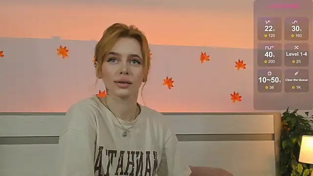 Snapshot of Phoenix_Margo chatting on 09/29/25, 04:28 Phoenix Margo online show from 09/29/25, 04:28