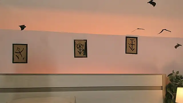 Snapshot of Phoenix_Margo chatting on 10/30/25, 05:42 Phoenix Margo online show from 10/30/25, 05:42