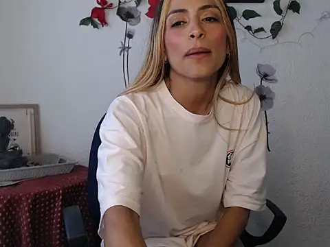 Liamiler01  online show from 12/19/24, 03:52