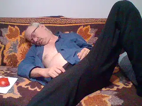 Snapshot of cumloverboyxx69 chatting on 02/05/25, 10:33 cumloverboyxx69 online show from 02/05/25, 10:33