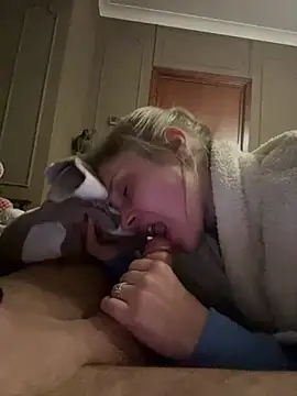 simpson133 online show from 03/04/25, 07:08