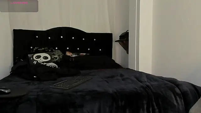 Amy Aloqua online show from 07/10/26, 06:32