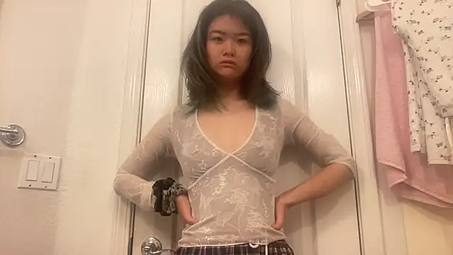 Snapshot of forbiddenfruitcake chatting on 03/14/25, 10:38 forbiddenfruitcake online show from 03/14/25, 10:38