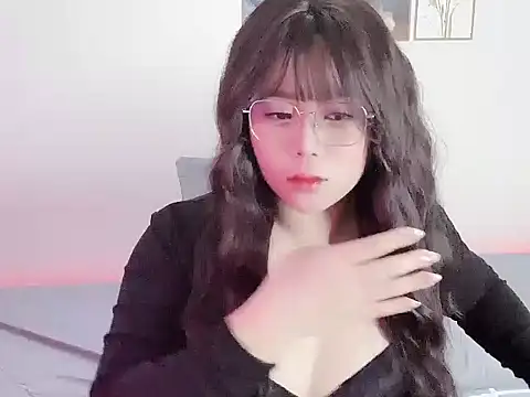   Lyly   online show from 11/26/25, 01:50