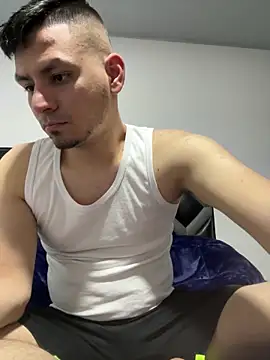 Snapshot of Rick_Diesel_ chatting on 03/09/25, 01:25 Rick Diesel online show from 03/09/25, 01:25