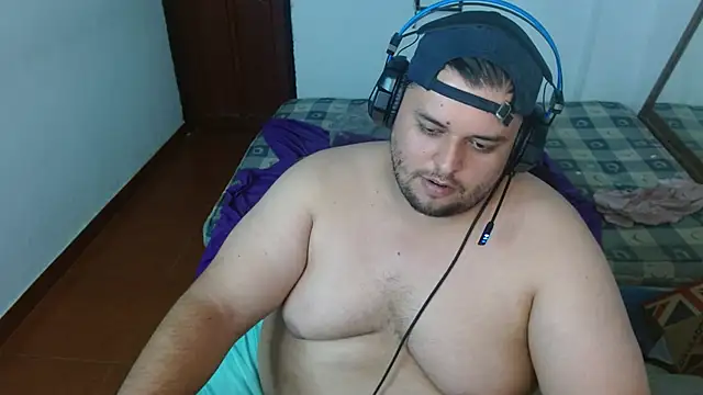 Snapshot of altairstudiosvip_ chatting on 12/17/24, 10:22 altairstudiosvip  online show from 12/17/24, 10:22