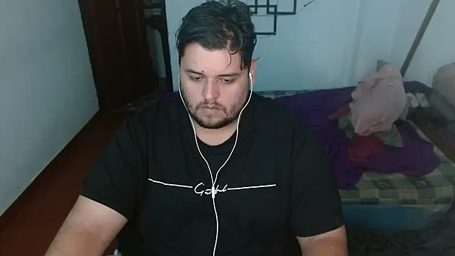 Snapshot of altairstudiosvip_ chatting on 12/29/24, 05:12 altairstudiosvip  online show from 12/29/24, 05:12