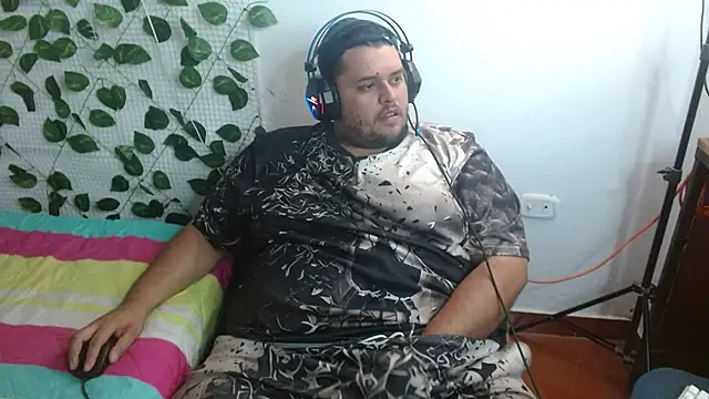 Snapshot of altairstudiosvip_ chatting on 01/21/25, 01:00 altairstudiosvip  online show from 01/21/25, 01:00