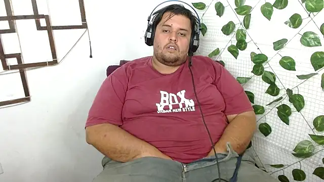 Snapshot of altairstudiosvip_ chatting on 09/20/25, 02:23 altairstudiosvip  online show from 09/20/25, 02:23