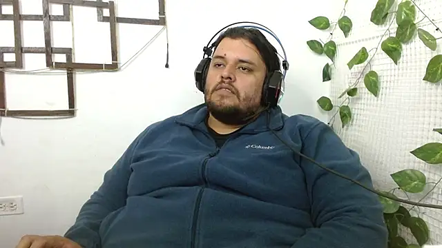 Snapshot of altairstudiosvip_ chatting on 10/16/25, 01:45 altairstudiosvip  online show from 10/16/25, 01:45