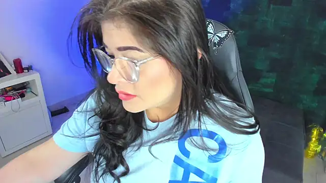 BellaFlaming online show from 01/29/25, 10:48